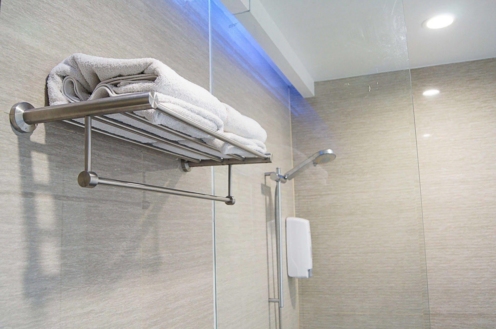 סוראבאיה The Life Hotels City Center מראה חיצוני תמונה